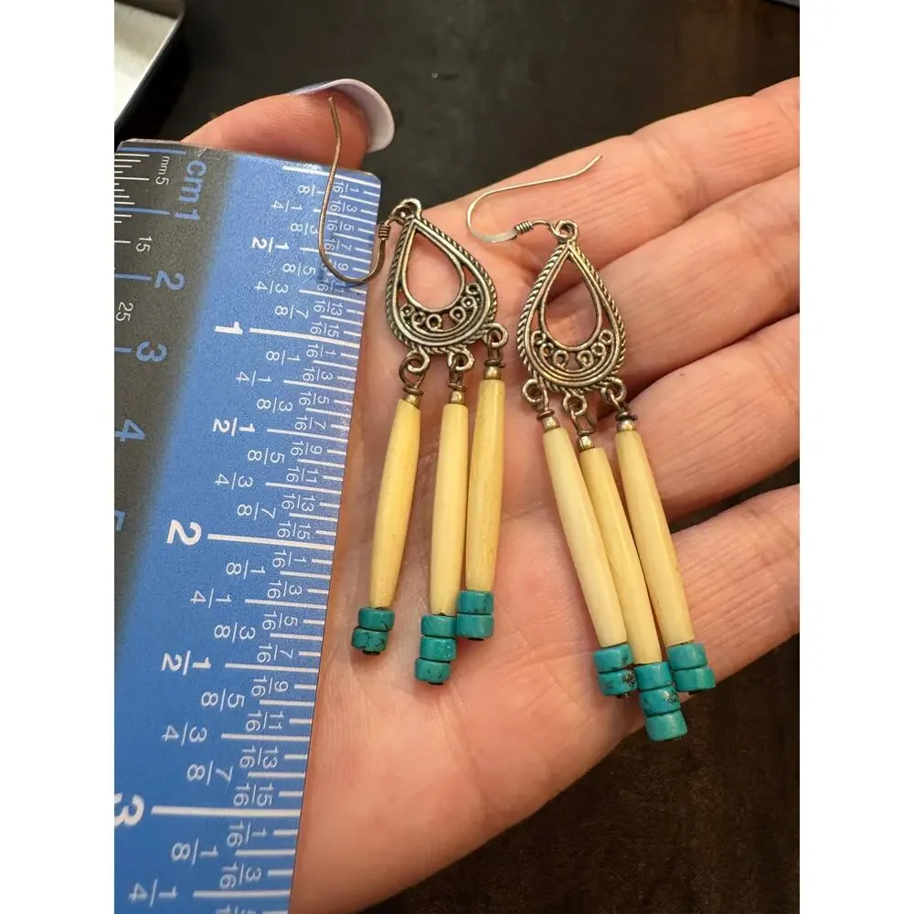 Vintage Bone Dangle Earrings Silver Tone Teardrop 7g 2.25”